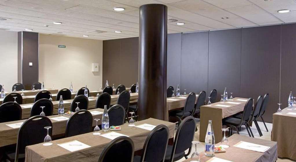 Hotel Azz Pamplona Norte *